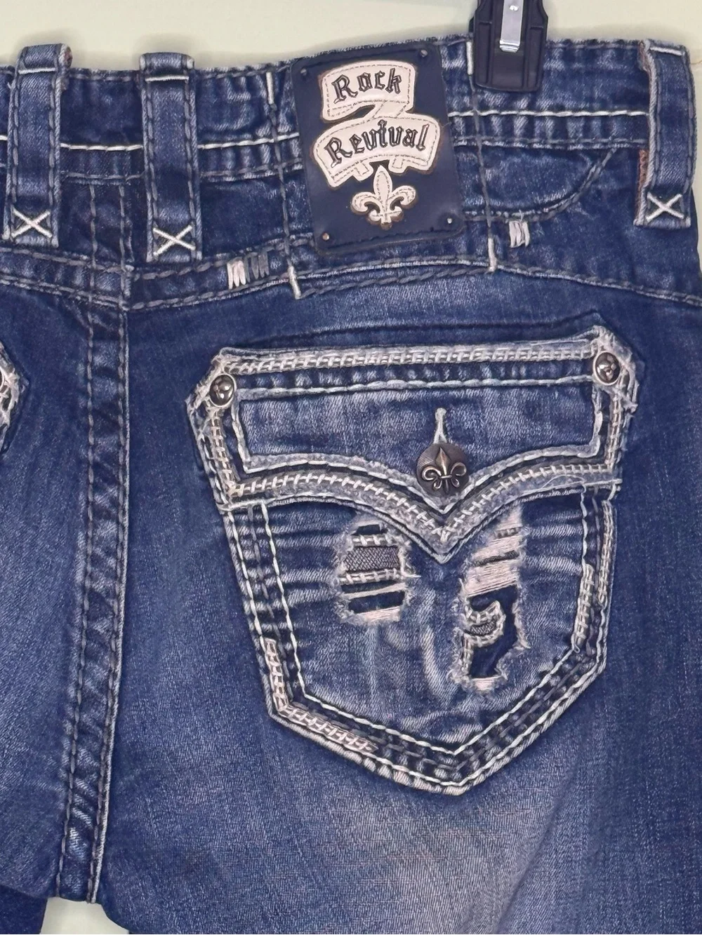 Rock revival Benson jeans,‎ 36 X 29 relaxed straight boho distressed y2k flap
